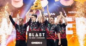 英雄联盟：云顶之弈》第15赛季“天下无双格斗大赛”新英雄集结！